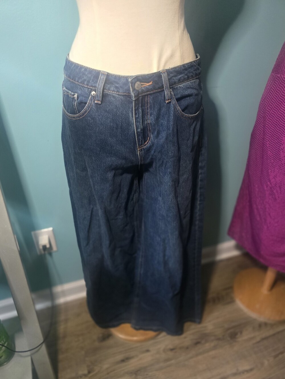 Classic Mid-Rise Ultra Wide Leg Jeans